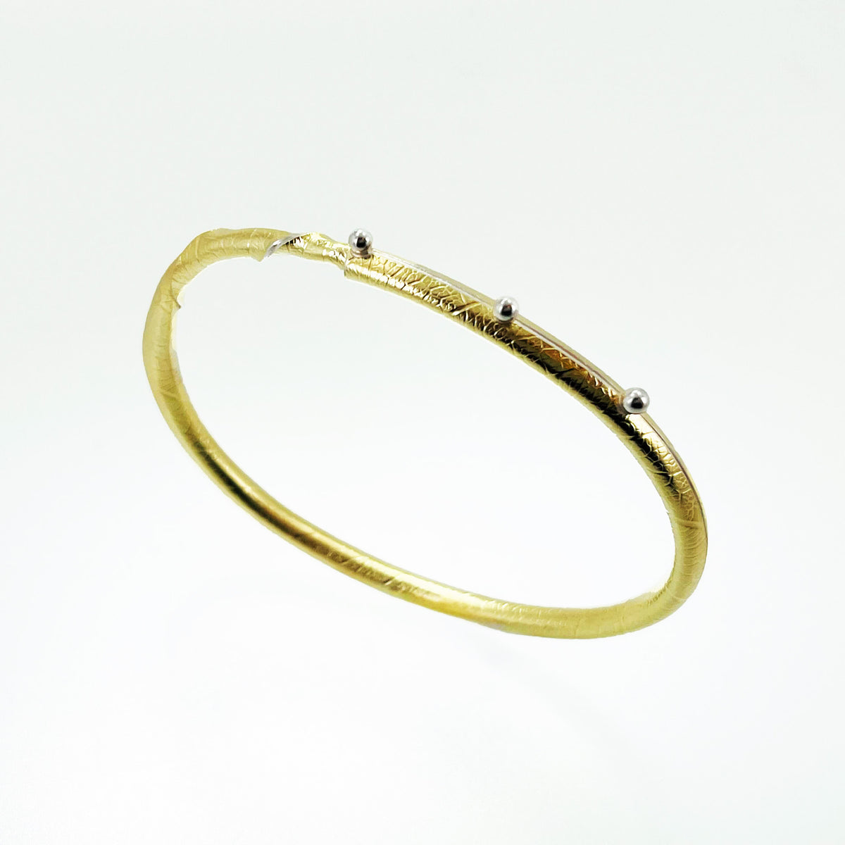 Twig Bracelet Autus Style, with 3 Sterling Silver Balls on Bimetal Bracelet, CM26-B7002