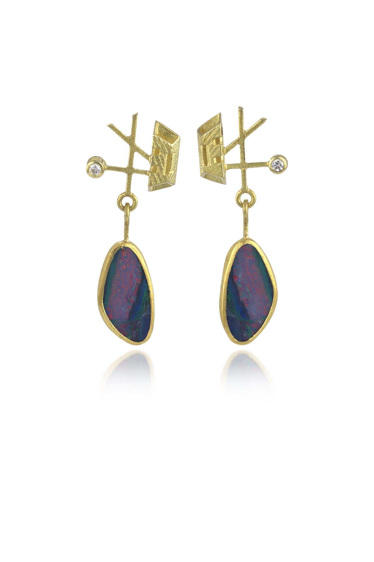 18K Gold Earrings with Opal (7.16 ct) and Diamonds (0.10 ct), LY14 E17522030, Liaung Chung Yen