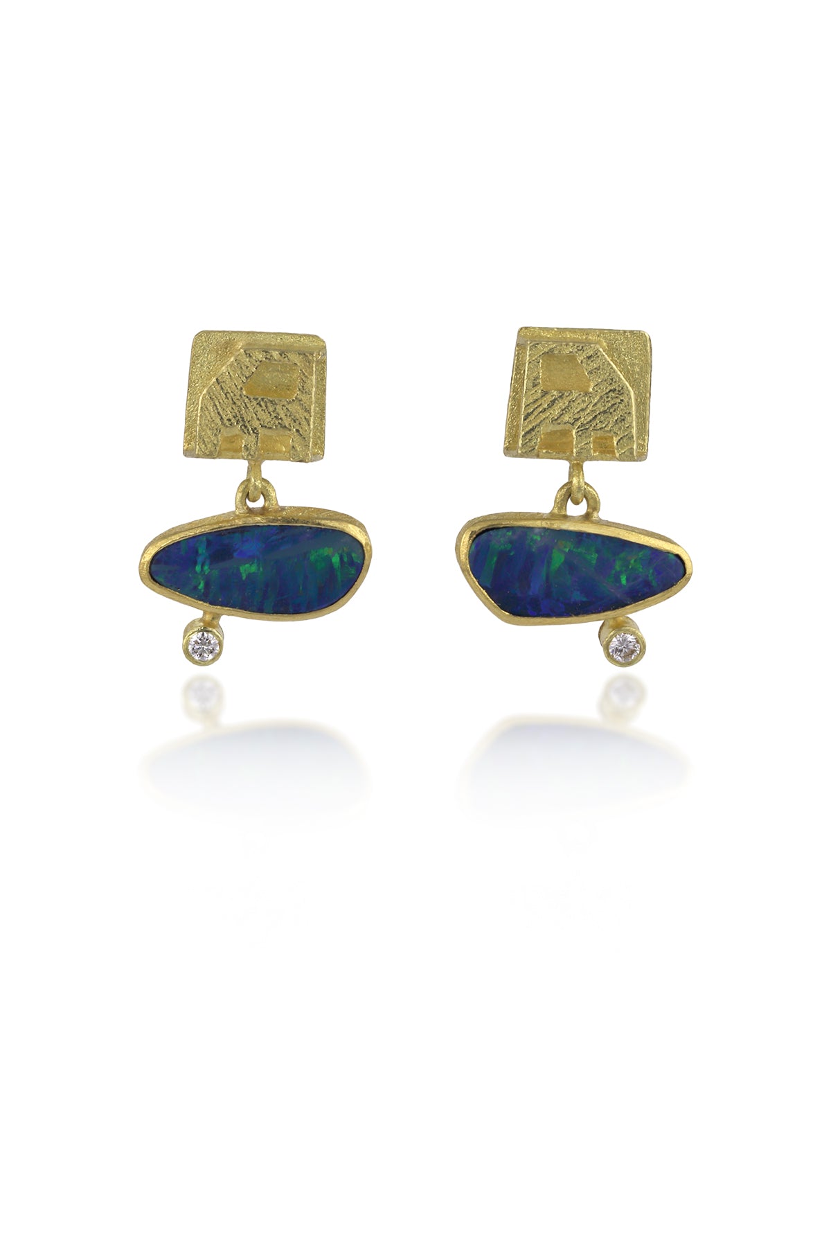 18kt yellow gold earrings with opal & diamond Earrings View From Above, LYE178 22034, Liaung Chung Yen
