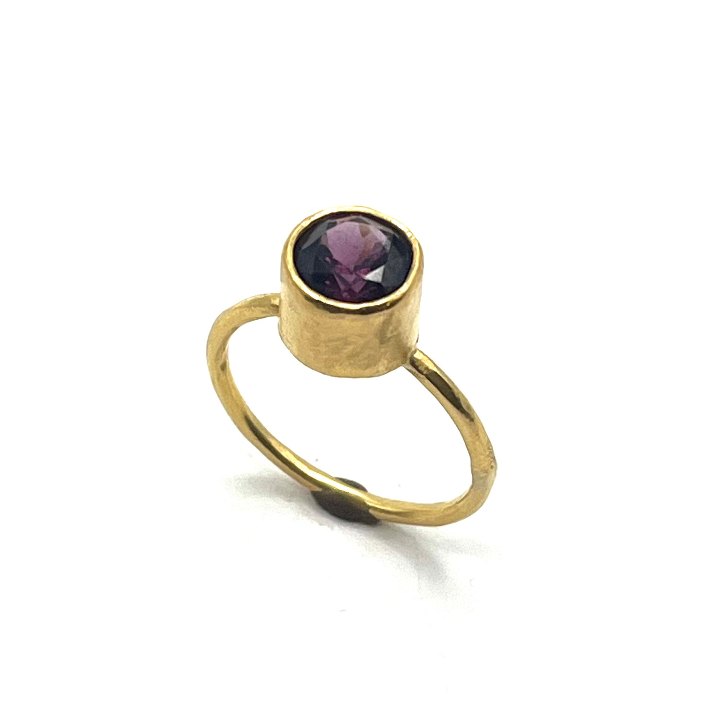 22kt Gold Ring with bezeled set Grape Garnet, SS7061, Susan Sims