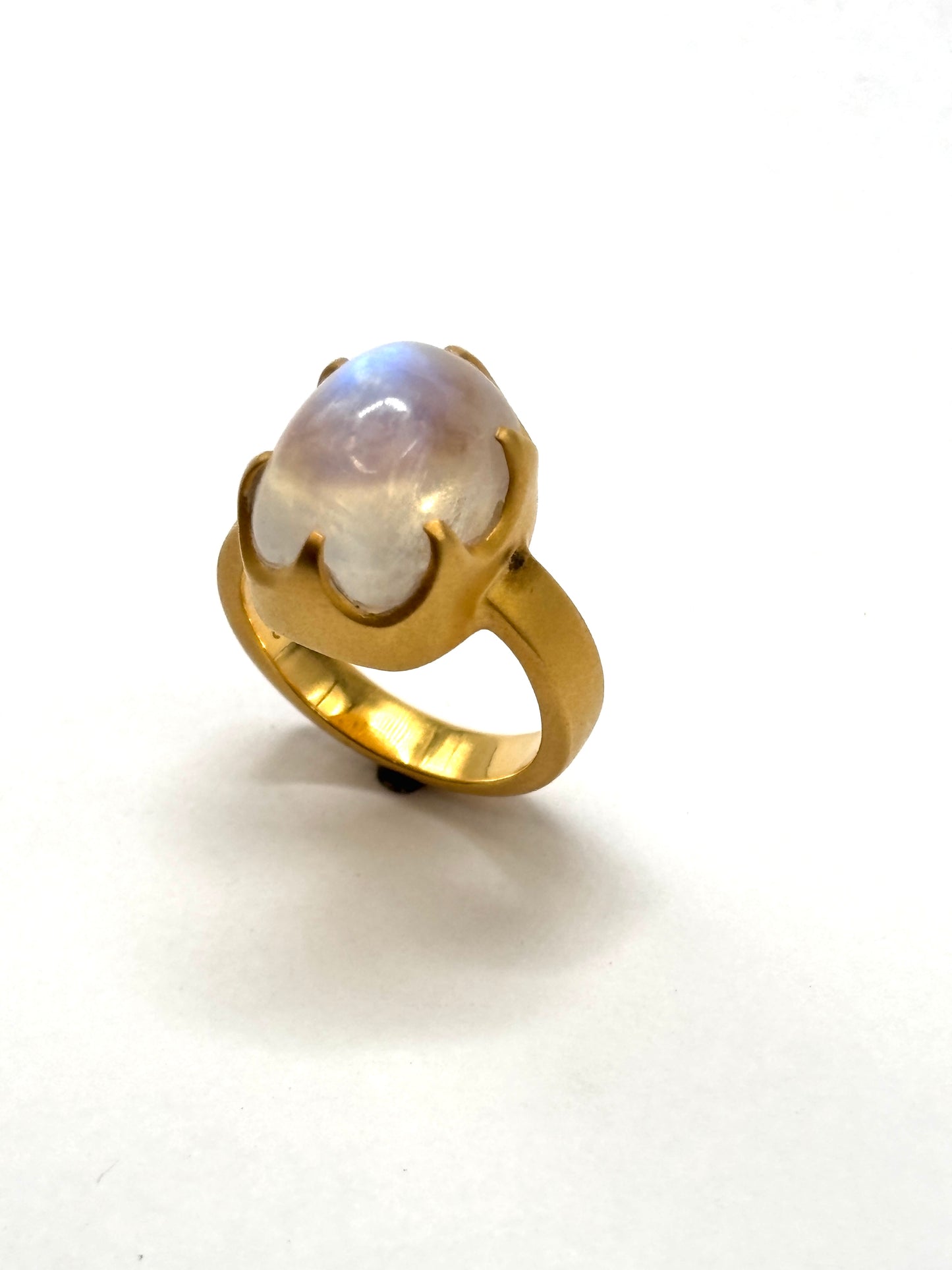18kt. Matte finish yellow gold Claw Setting Moonstone Ring KWS26302