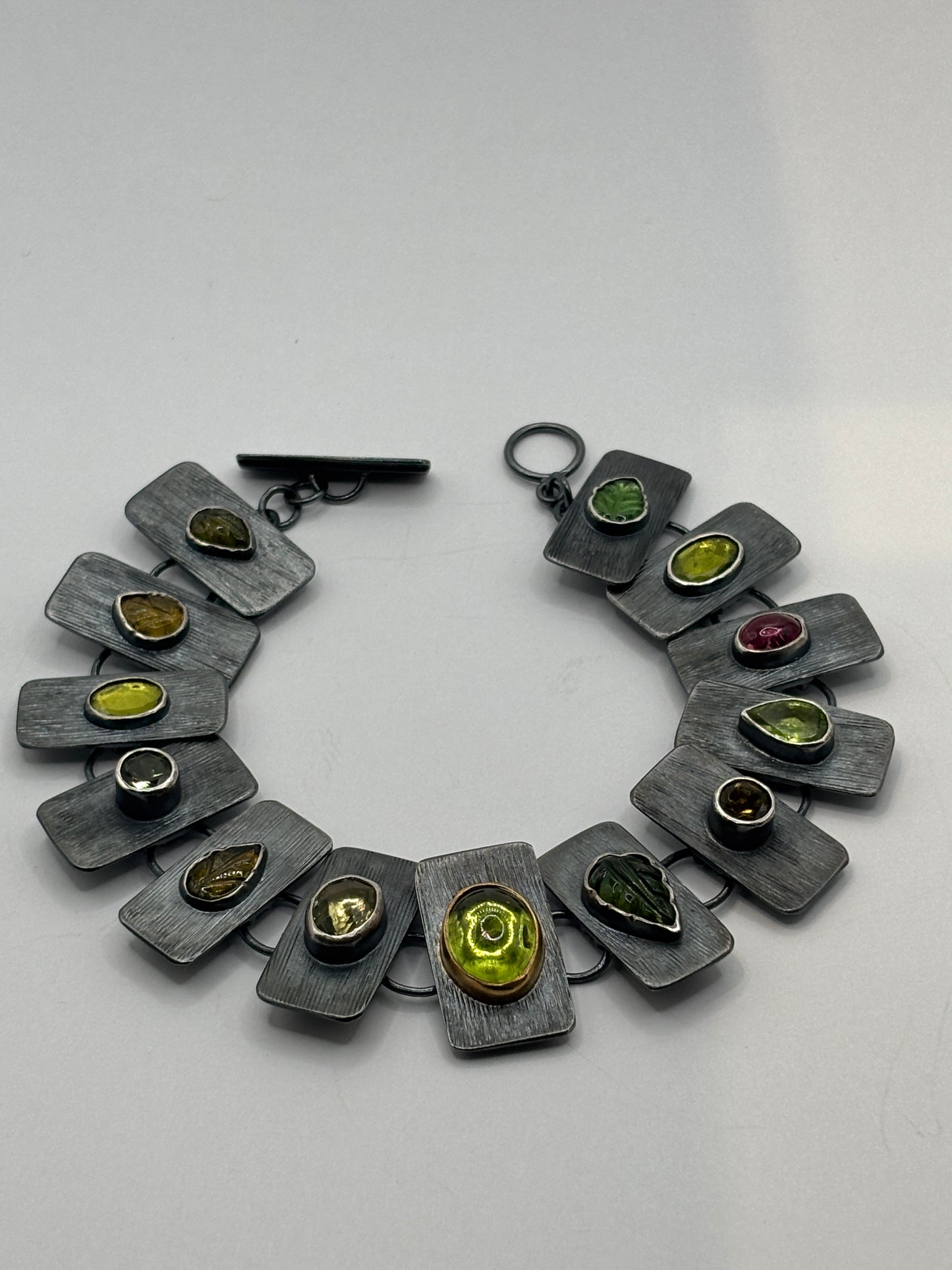 Verdant Link Bracelet in Oxidized Silver And 22 Karat Gold