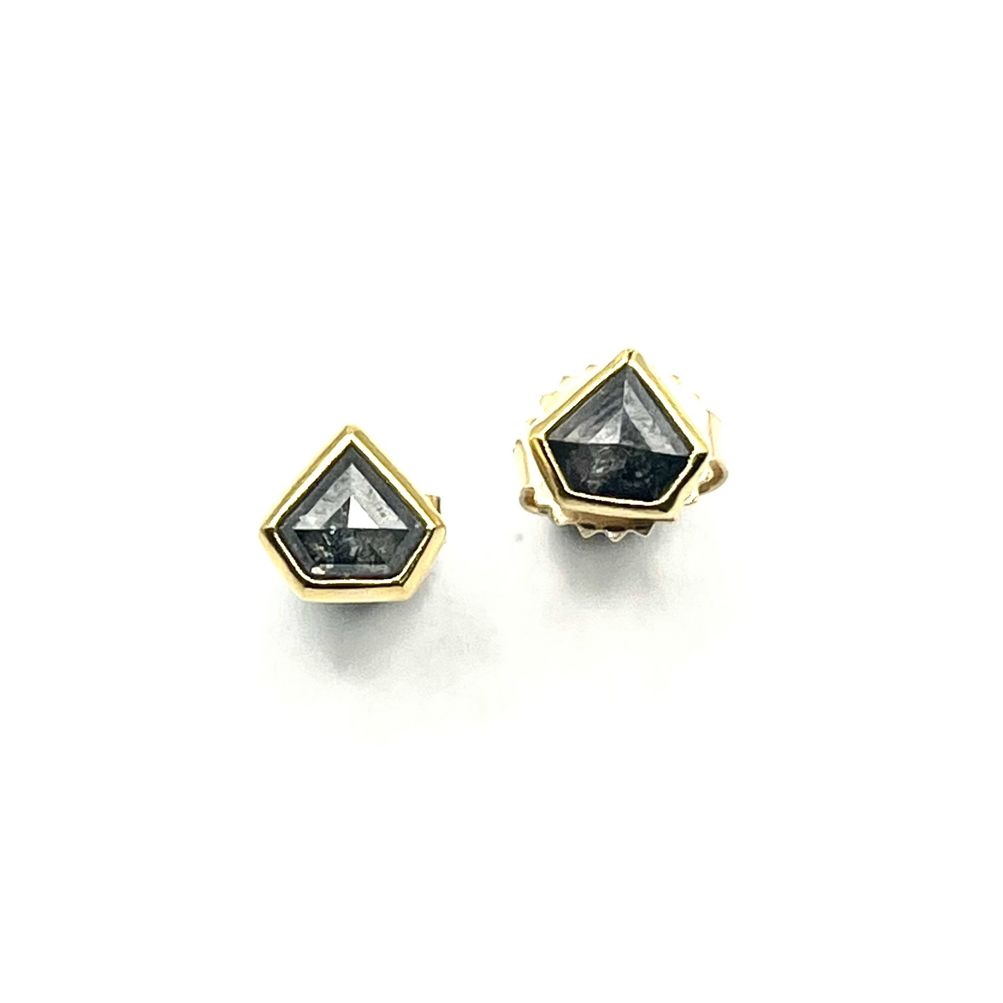 22kt Grey Diamond Shield Stud Earrings