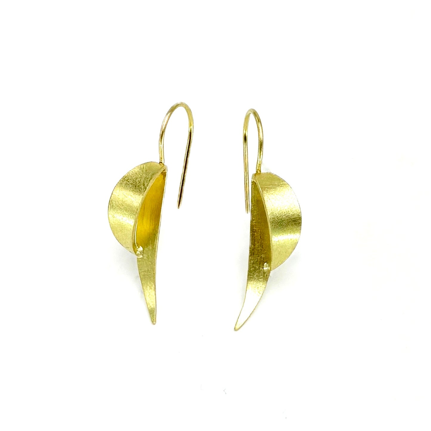 18K Gold Wave Drop Earrings, GW-DE01, Yu Jean Choi