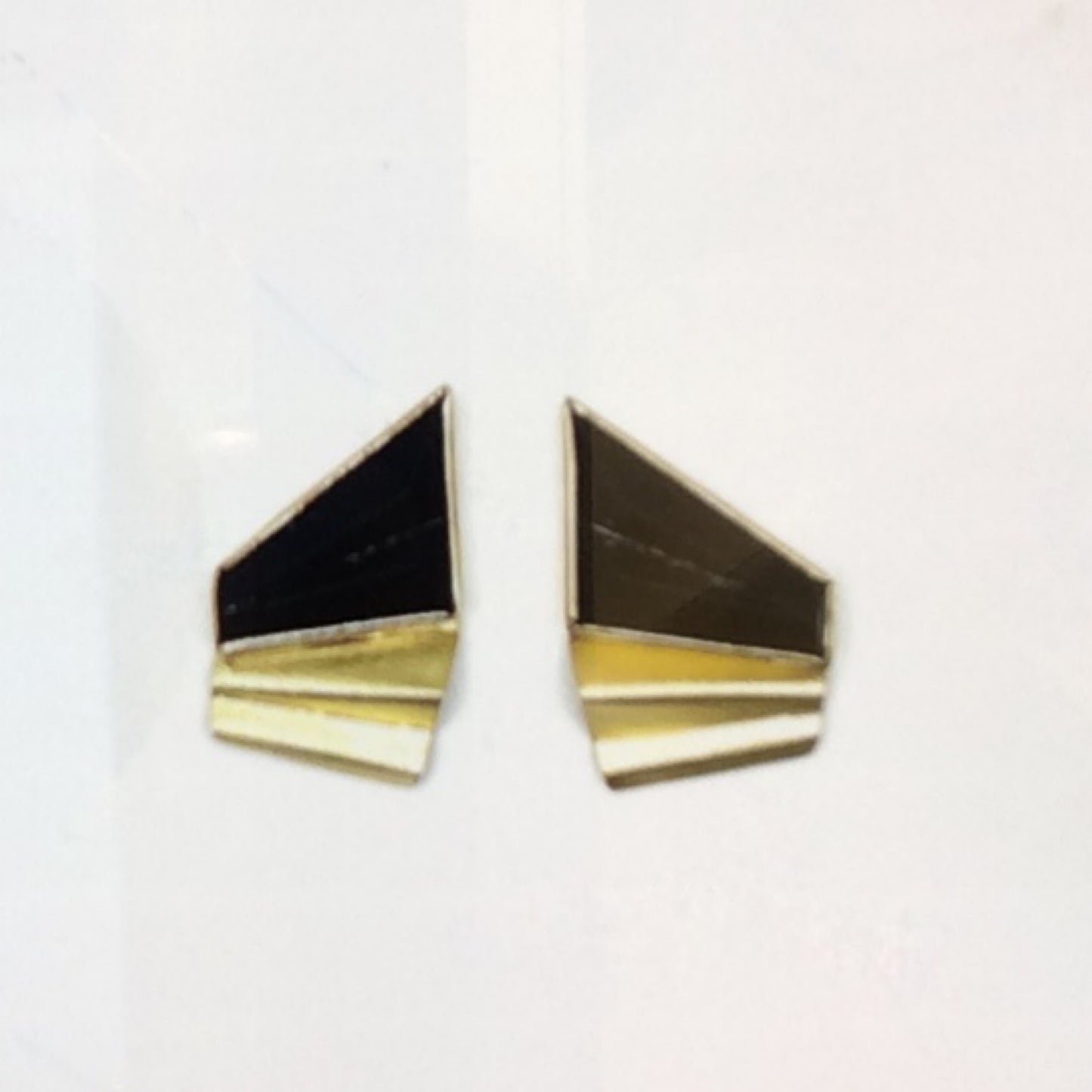 18k Gold Onyx Earrings, MT0013/10B, MONA TRUNKFIELD