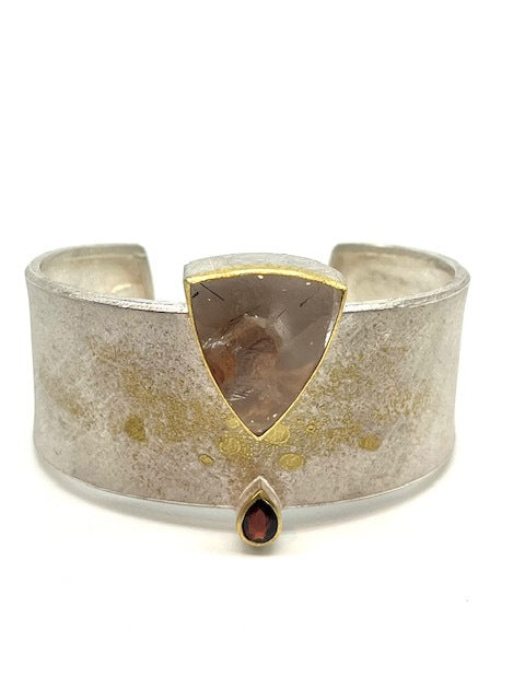 Phantom Quartz Cuff