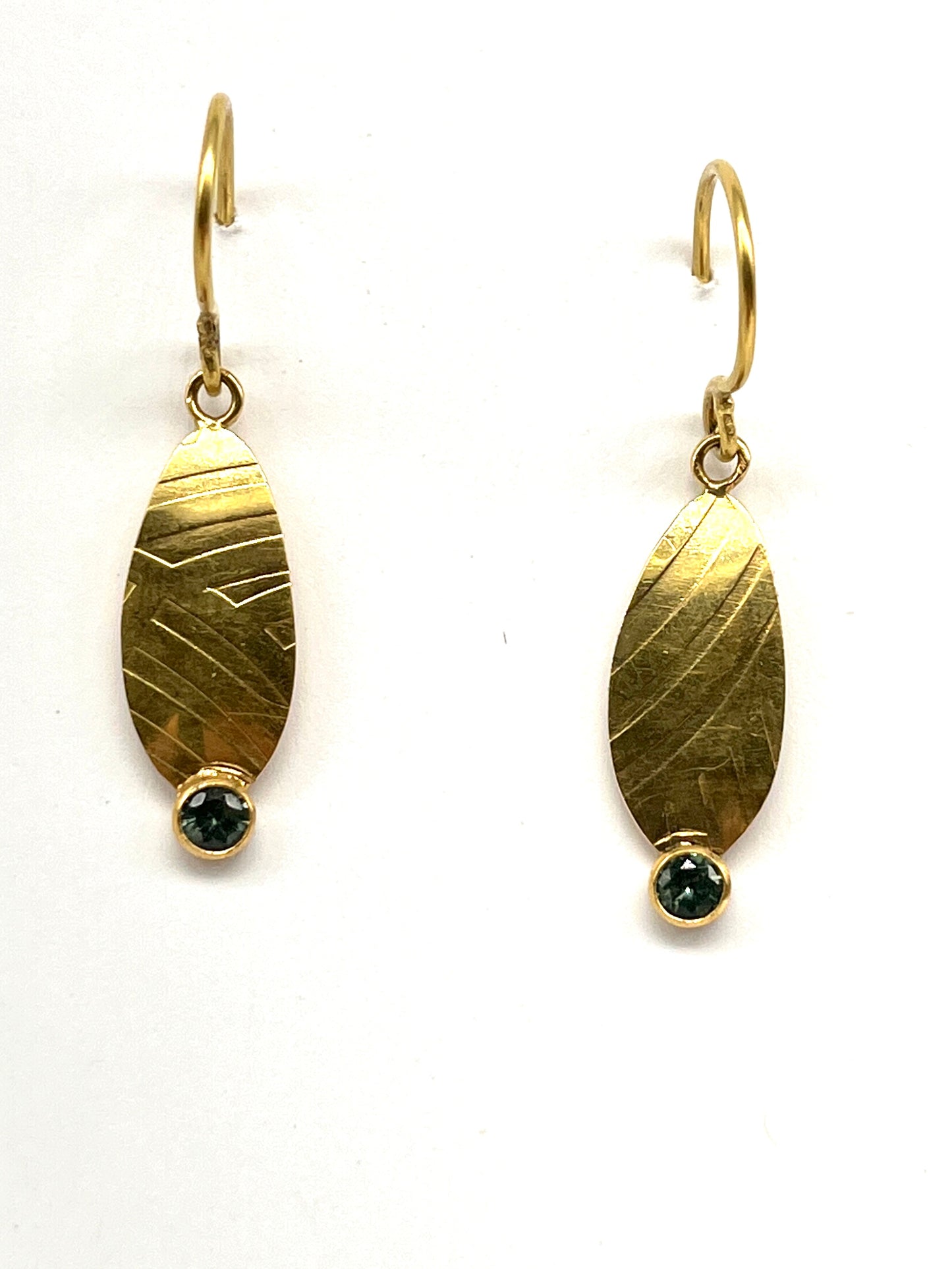 Earrings in 18k Gold/Sapphire