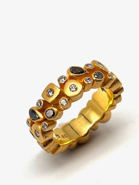 Fancy Diamond, Double Crown 18kt Yellow Gold Ring