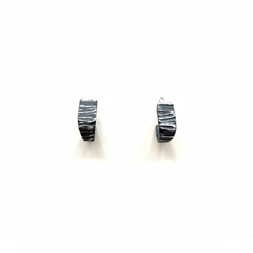 Oxidized Sterling Silver Small Earrings DK26-2622