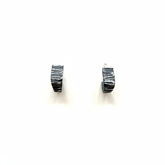 Oxidized Sterling Silver Small Earrings DK26-2622