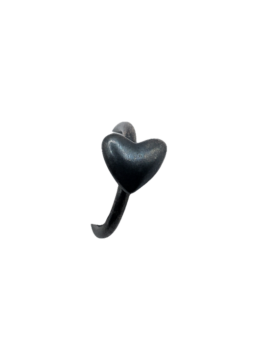 Horizontal Oxidized Heart Ring