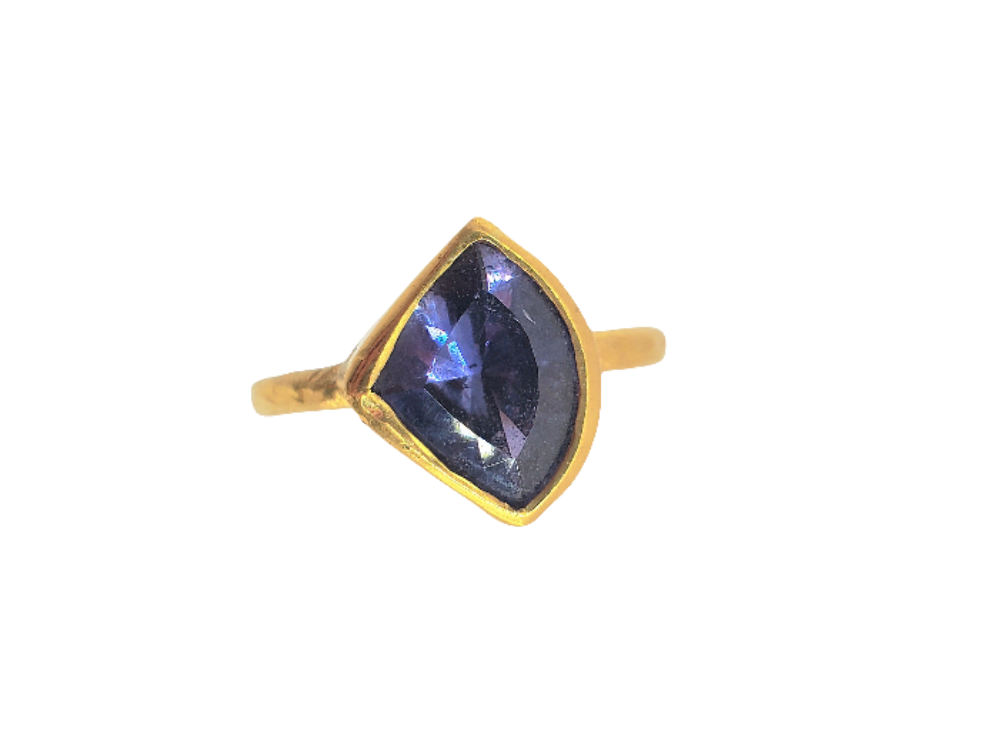 Sapphire Ring in 22k Gold