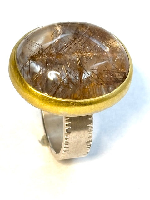 22kt/SS Oval-shaped Rutilated Quartz Cabochon Ring