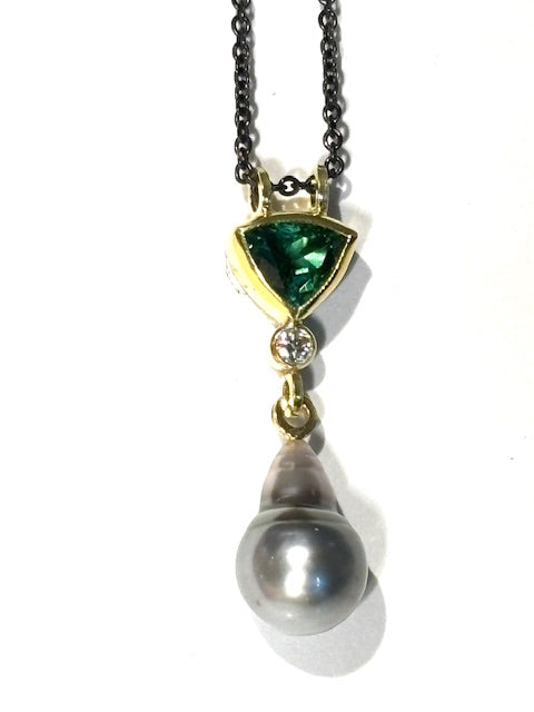 Tourmaline Pearl and Diamond Pendant 22k/18k Gold 22k/18k