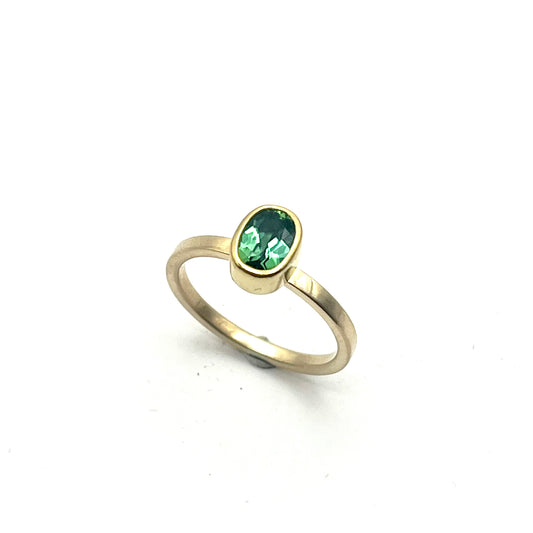 22k/18k Green Tourmaline Oval Ring 1.03ct, SW172, Sam Woehrmann