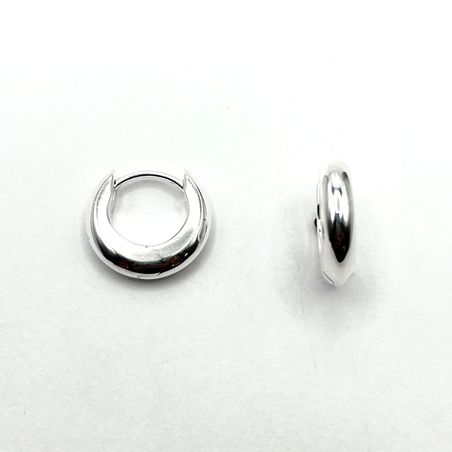 Sterling Silver Small Round Flat Hinged Hoop Earrings, DL610, Doris Leidt