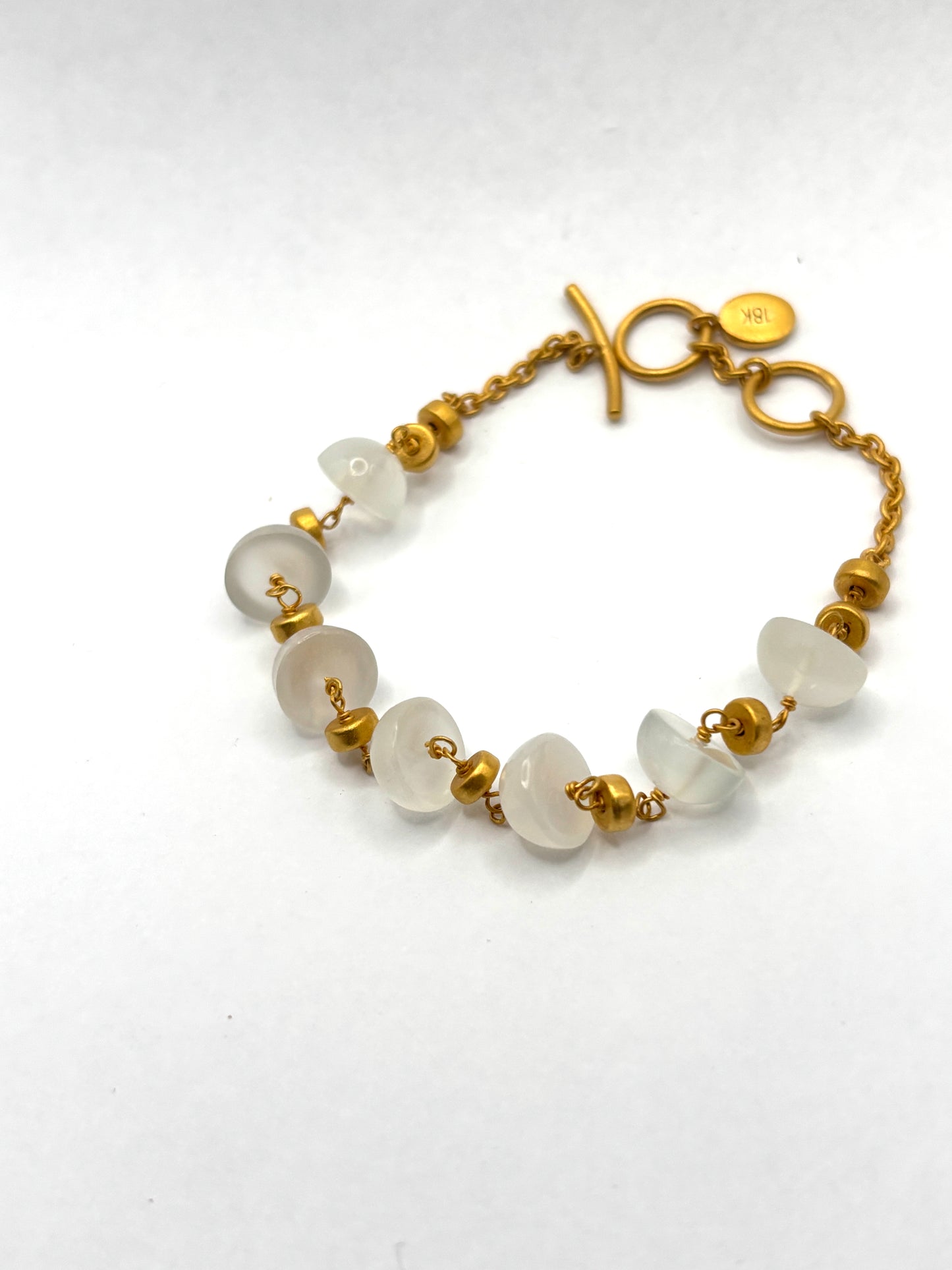 18kt Yellow Gold Moonstone Chain Bracelet 15.00.ctw KWS26309