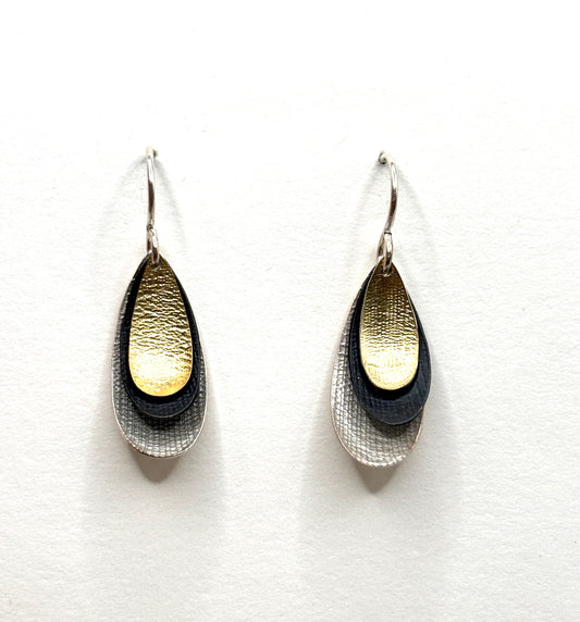 Oxidized Sterling Silver & 18 kt Gold Details Earrlings OM26-090, OWEN MCLNERNEY