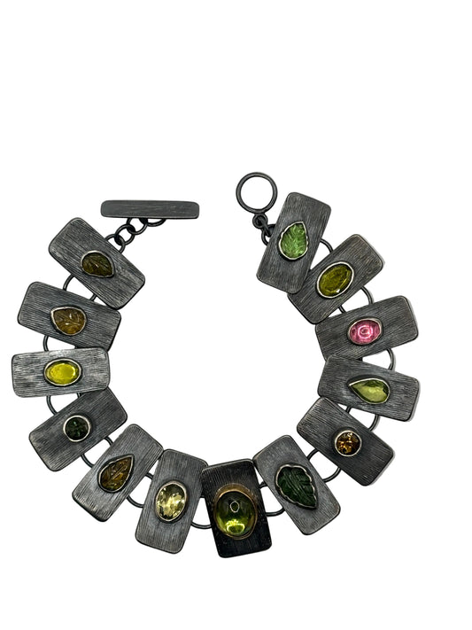 Verdant Link Bracelet in Oxidized Silver And 22 Karat Gold