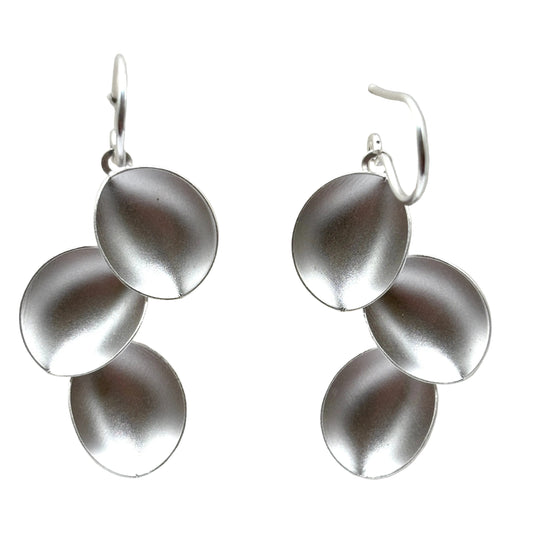 Sterling silver Earring with 3 concave circles By, Kelim KL2615