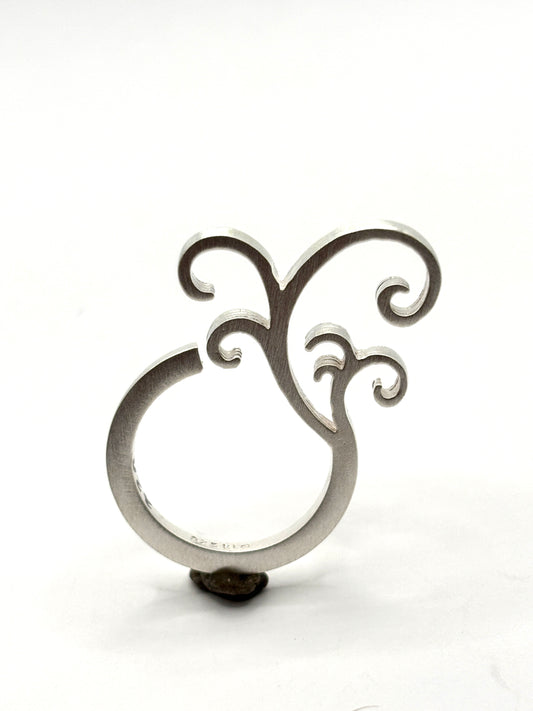Sterling silver tree ring By, Kelim KL2617