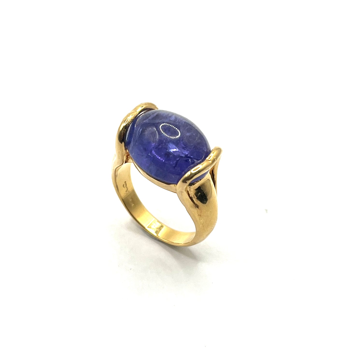 18KY Gold Tanzanite Cabochon Ring