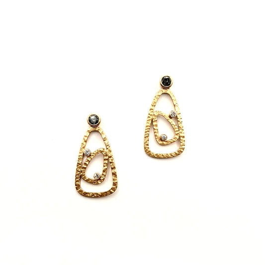 18kt Yellow Gold Textured Triangle Earrings