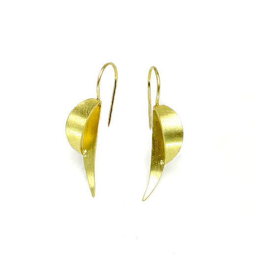 18K Gold Wave Drop Earrings, GW-DE01, Yu Jean Choi