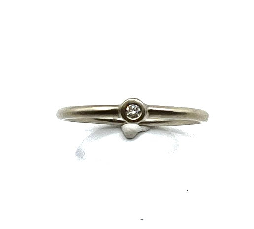 18k White Gold with a Diamond 0.02tcw Ring