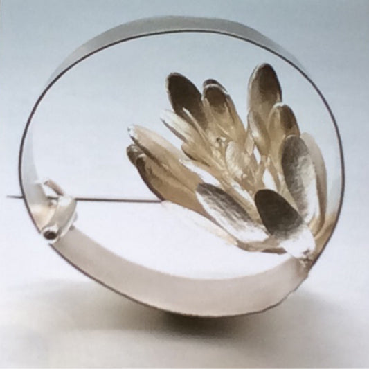 Pin - Sterling Silver circle and flower, KYK0342/20230539, Kyung Hee Kim