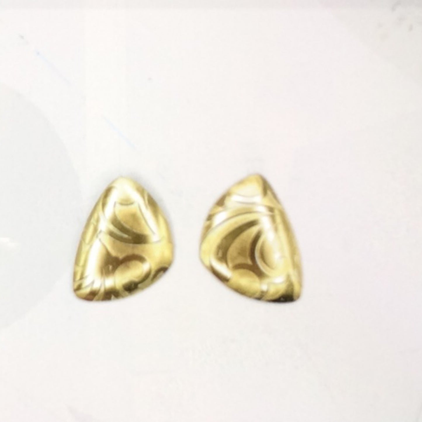 Gold Triangles Earrings, MT0017/14, MONA TRUNKFIELD