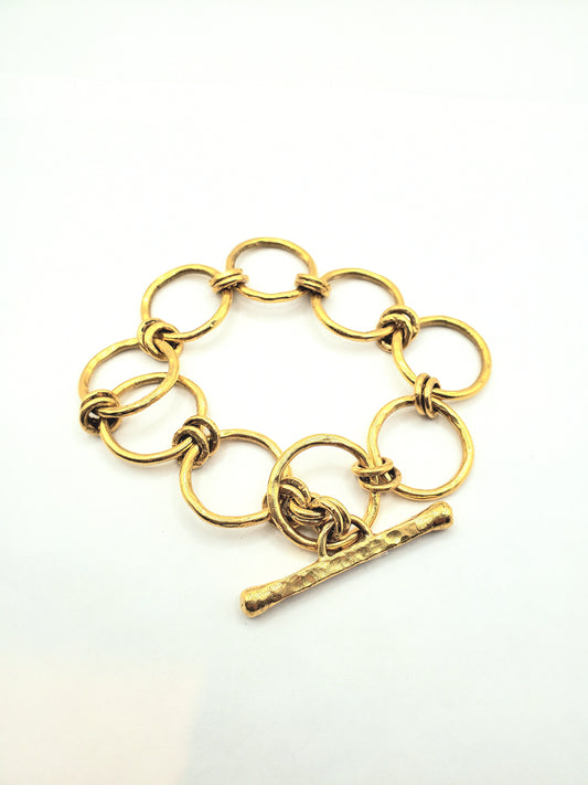 Circle Link Bracelet in 22k Gold