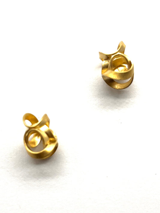 24 kt  Gold Vermeil knot earrings
